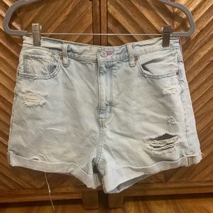 American eagle mom short